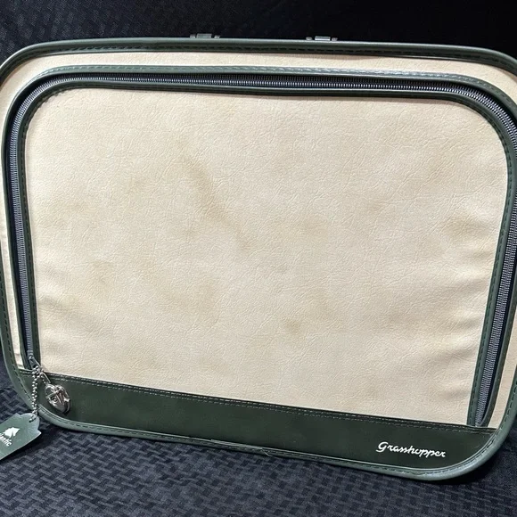 Vintage Grasshopper Suitcase Cream and Green Classic Soft Sided Stiff Frame MCM - Picture 14 of 16
